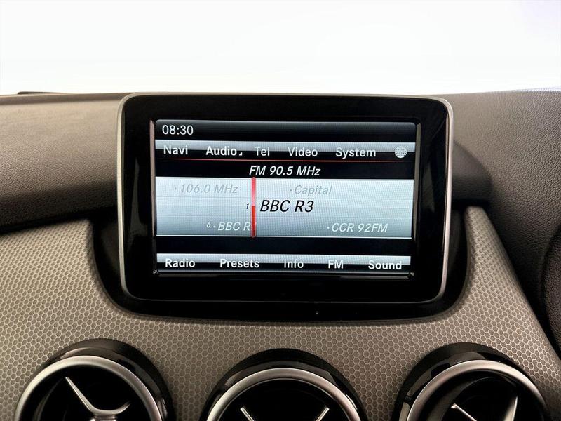 Used Mercedes-Benz B Class 2014 for sale - 76402077: Photo 23