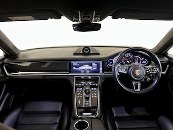 Used Porsche Panamera 2019 for sale - 75262639: Photo