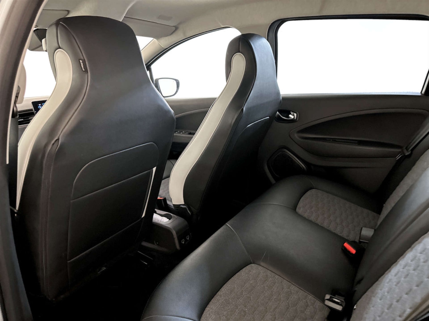 Used Renault Zoe 2021 for sale - 77494225: Photo 14