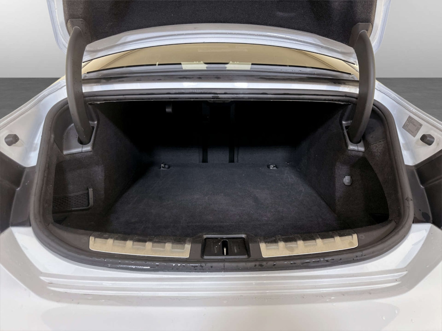 Used Audi RS e-tron GT 2022 for sale - 77186123: Photo 16