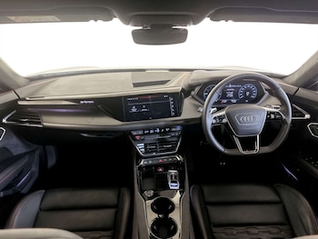 Used Audi RS e-tron GT 2022 for sale - 77186123: Photo