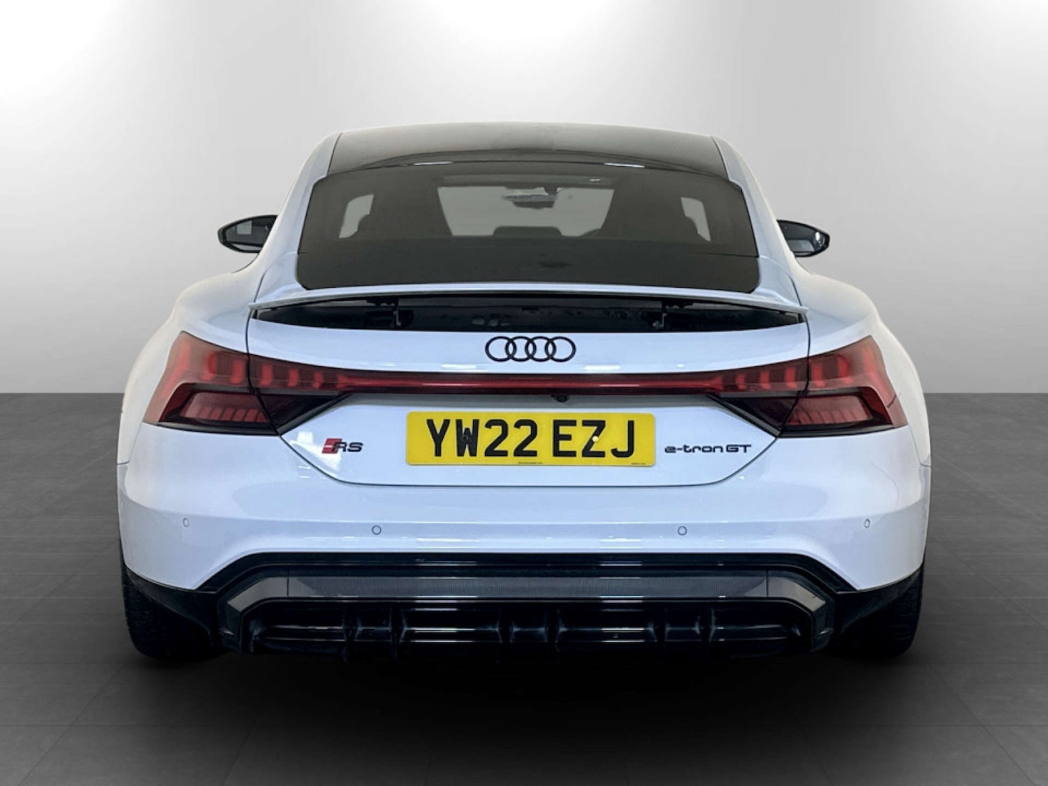 Used Audi RS e-tron GT 2022 for sale - 77186123: Photo 9