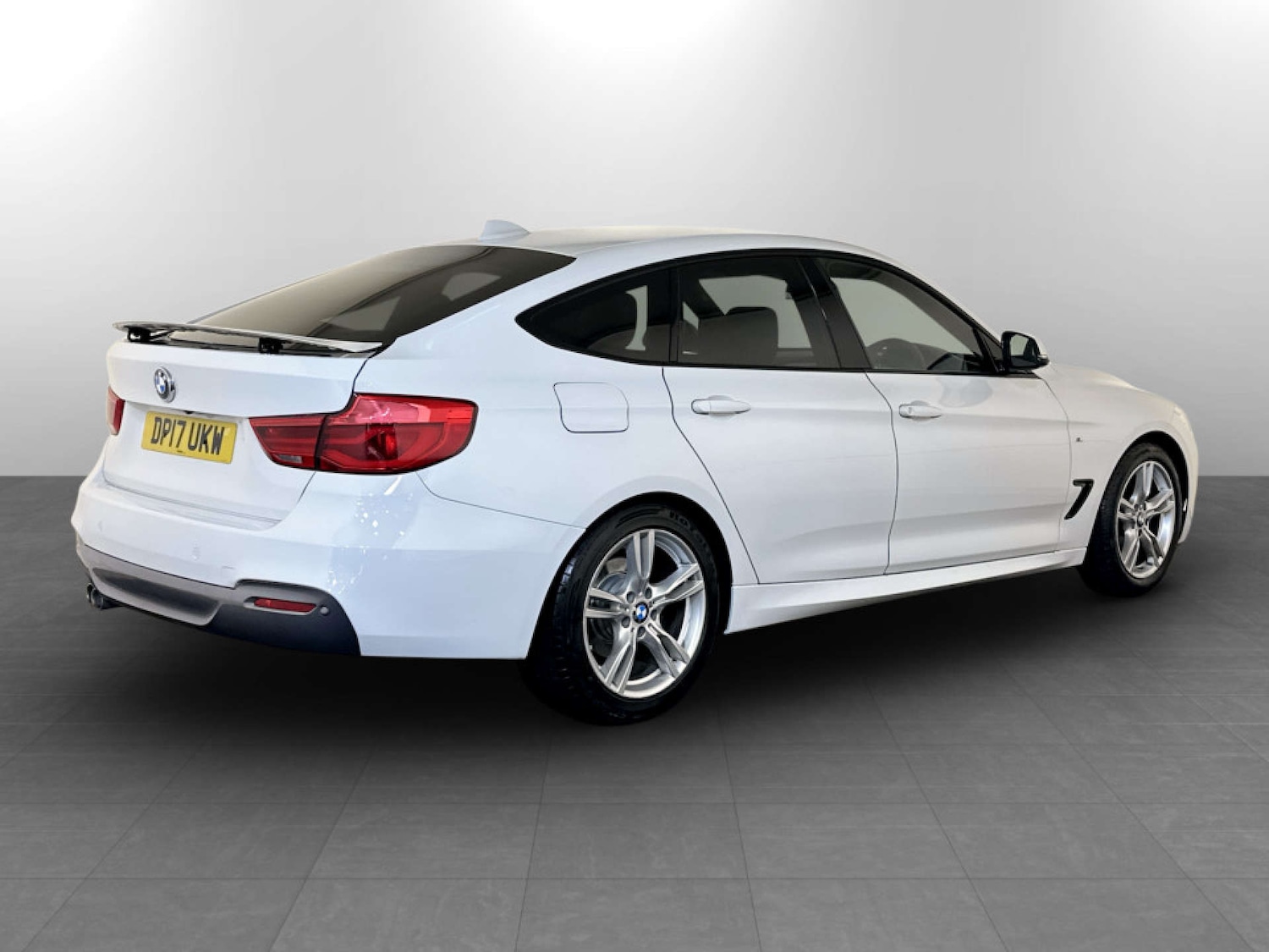 Used BMW 3 Series 2017 for sale - 77249217: Photo 10
