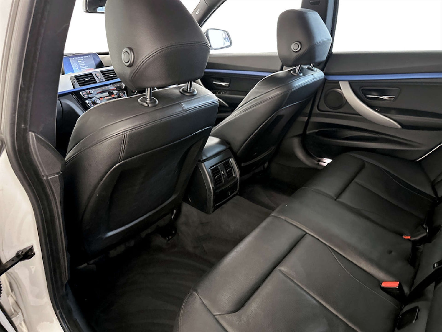 Used BMW 3 Series 2017 for sale - 77249217: Photo 14