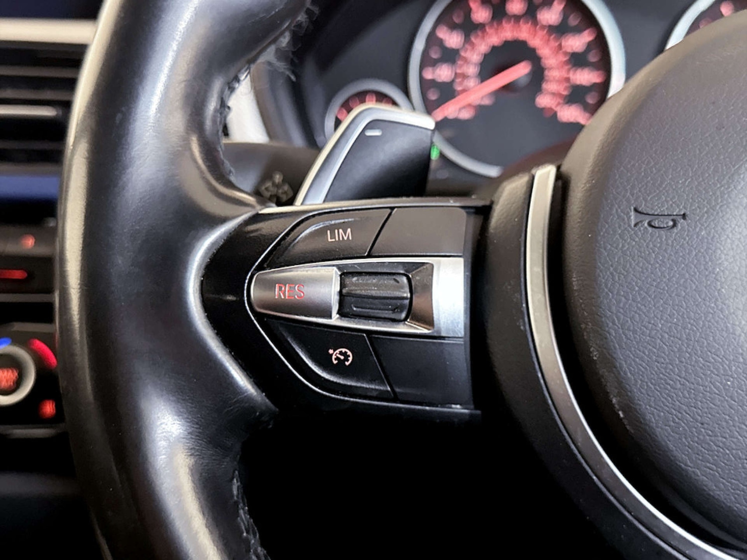 Used BMW 3 Series 2017 for sale - 77249217: Photo 17