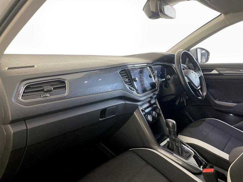 Used Volkswagen T-Roc 2021 for sale - 76017163: Photo 12
