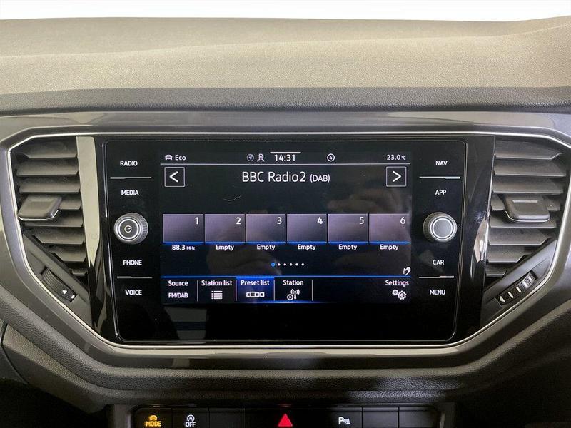 Used Volkswagen T-Roc 2021 for sale - 76017163: Photo 25