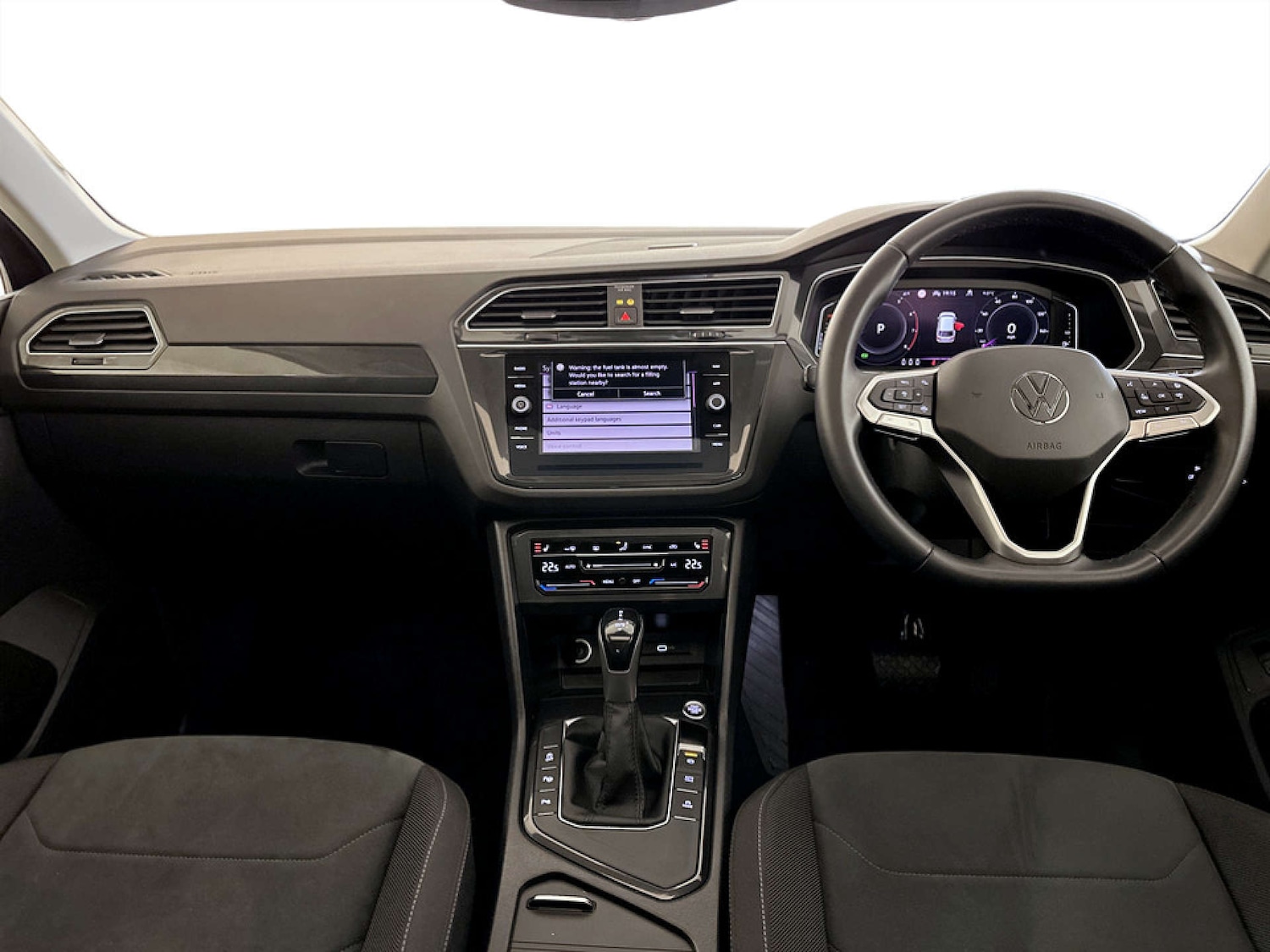 Used Volkswagen Tiguan 2023 for sale - 77758660: Photo 3