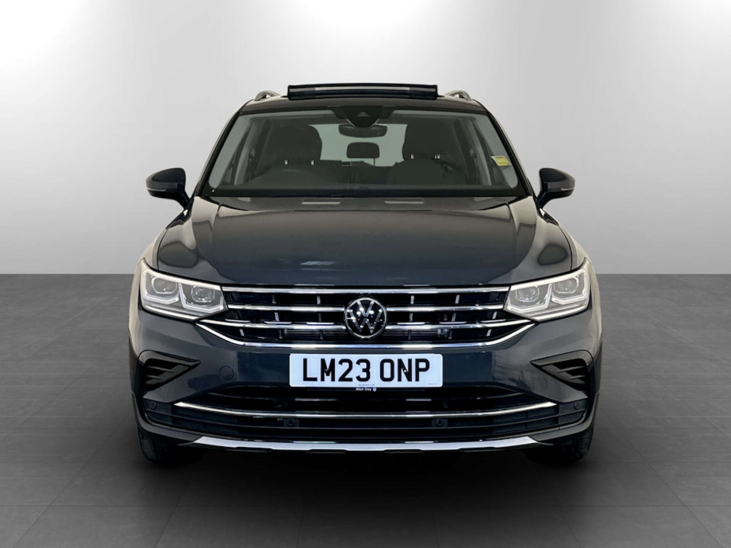 Used Volkswagen Tiguan 2023 for sale - 77758660: Photo 5