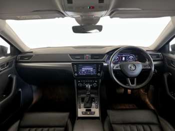 Used Skoda Superb 2019 for sale - 75044320: Photo