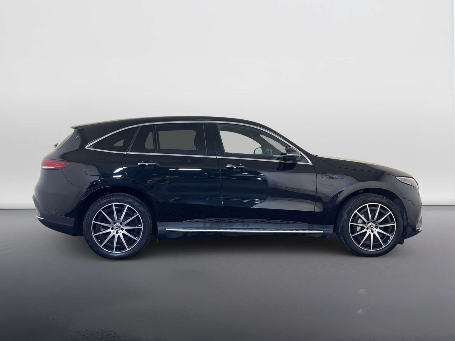 Used Mercedes-Benz EQC 2022 for sale - 77920832: Photo 11