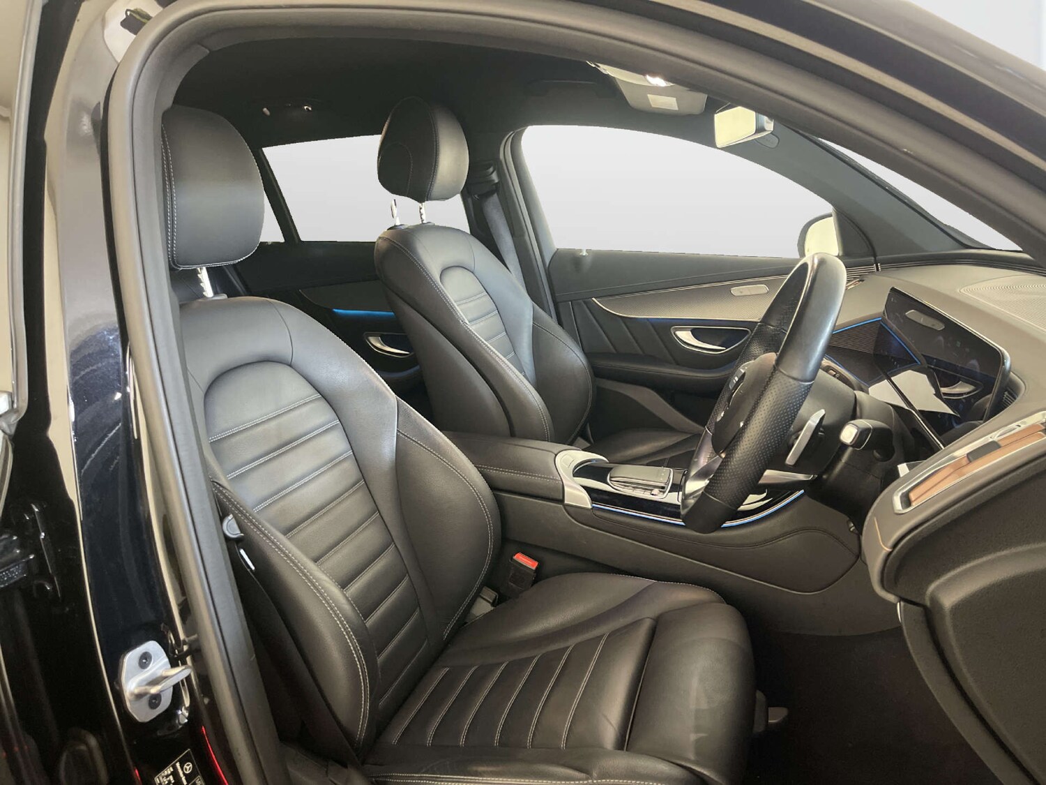 Used Mercedes-Benz EQC 2022 for sale - 77920832: Photo 13