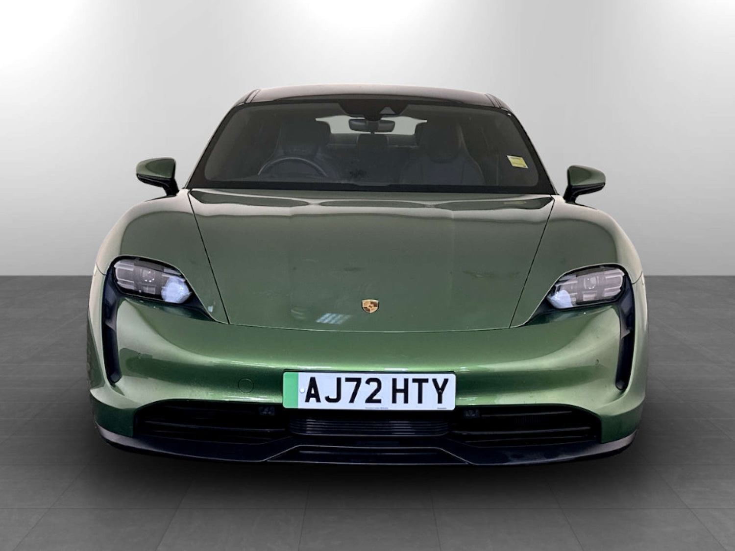 Used Porsche Taycan 2022 for sale - 77220997: Photo 6