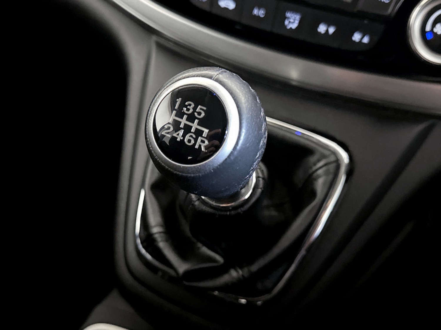 Used Honda CR-V 2018 for sale - 77249297: Photo 28