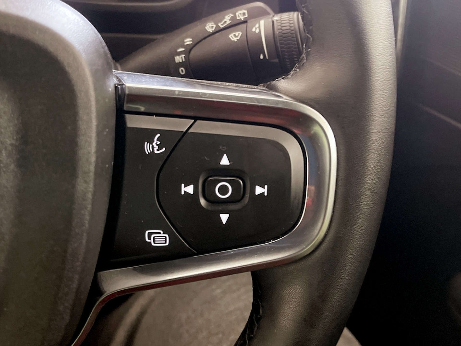 Used Volvo XC40 2022 for sale - 77195897: Photo 20