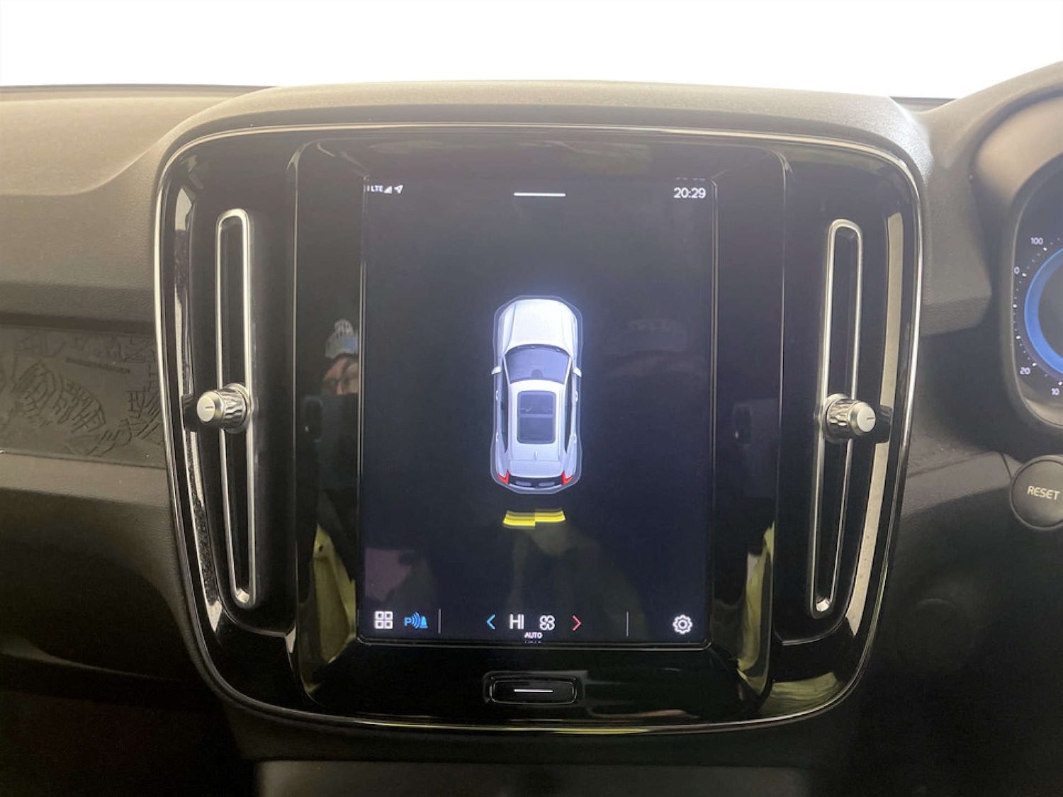 Used Volvo XC40 2022 for sale - 77195897: Photo 24