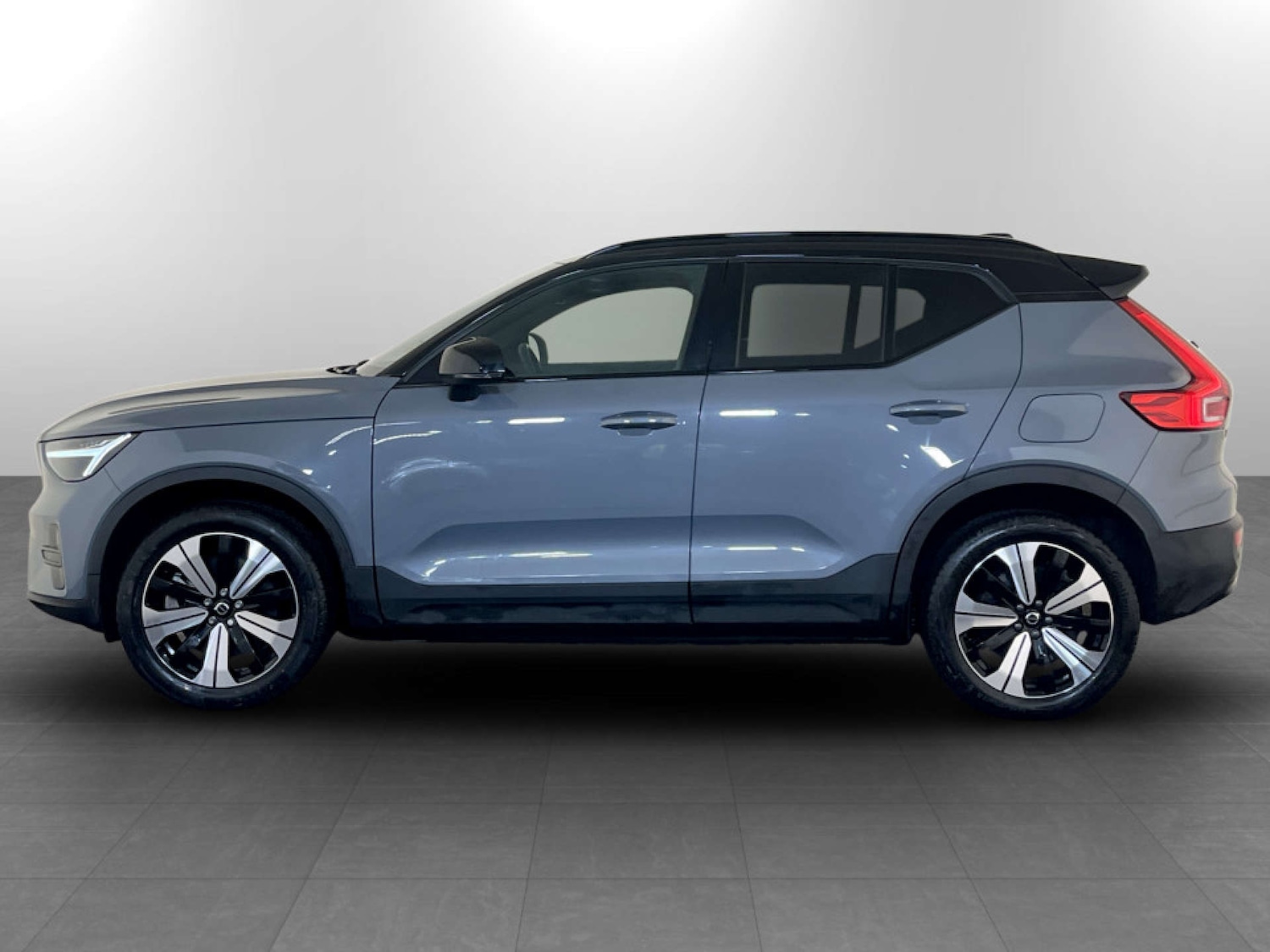 Used Volvo XC40 2022 for sale - 77195897: Photo 7