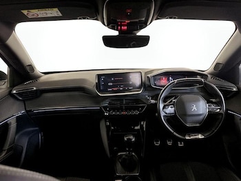 Used Peugeot 2008 2022 for sale - 75712687: Photo