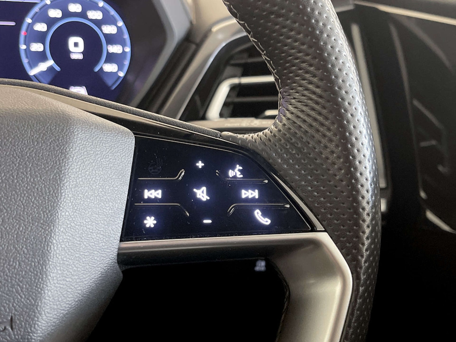 Used Audi Q4 e-tron 2021 for sale - 77655526: Photo 19