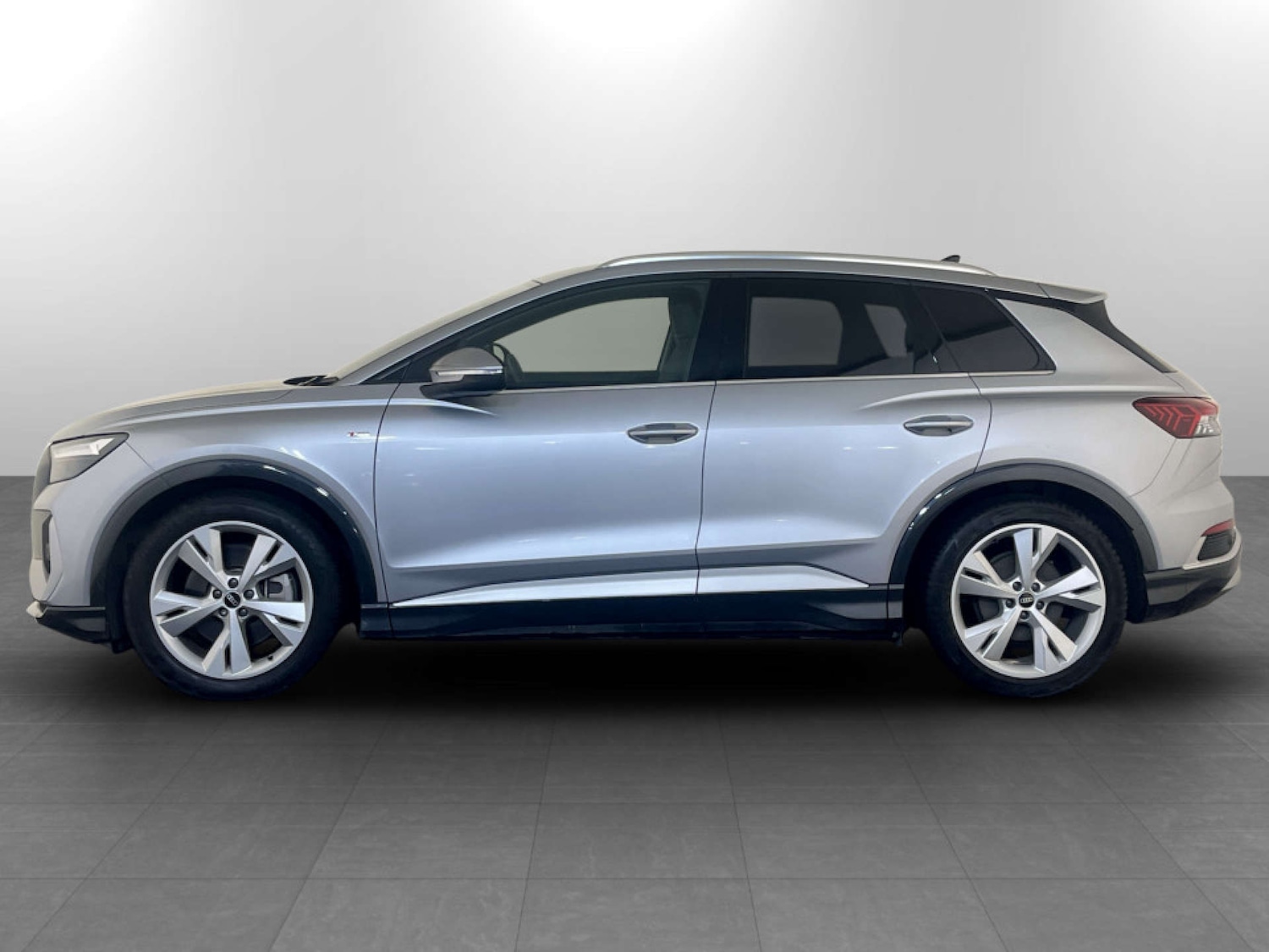 Used Audi Q4 e-tron 2021 for sale - 77655526: Photo 7