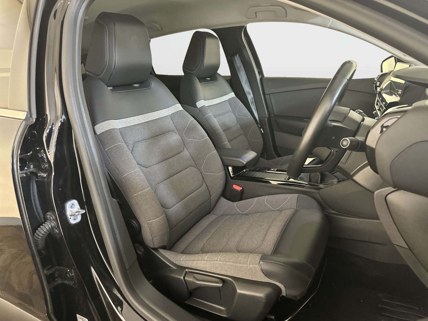 Used Citroen C4 2022 for sale - 78176806: Photo 13