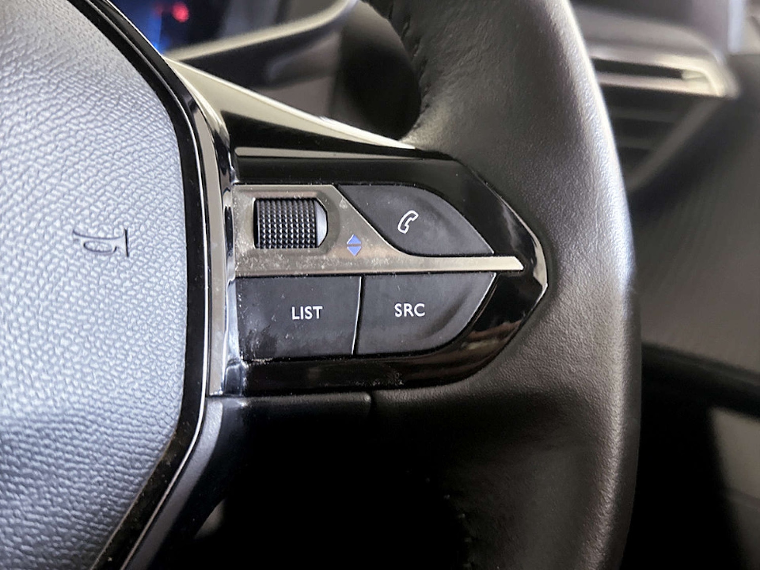 Used Peugeot 2008 2022 for sale - 77186044: Photo 19