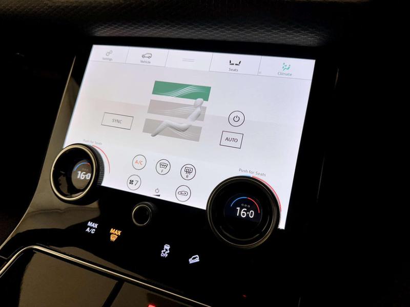 Used Land Rover Range Rover Velar 2018 for sale - 76782203: Photo 26