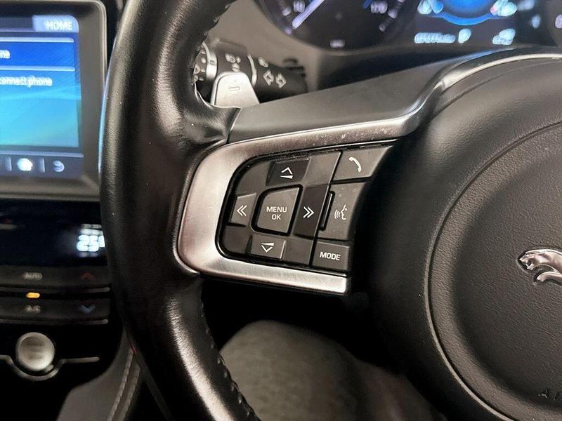 Used Jaguar F-Pace 2021 for sale - 76344423: Photo 17