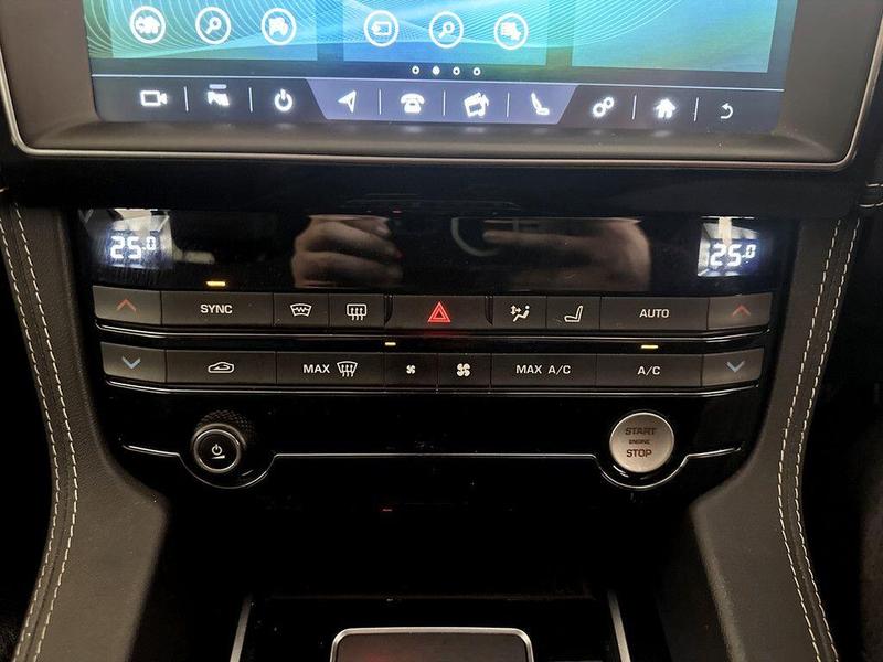 Used Jaguar F-Pace 2021 for sale - 76344423: Photo 25