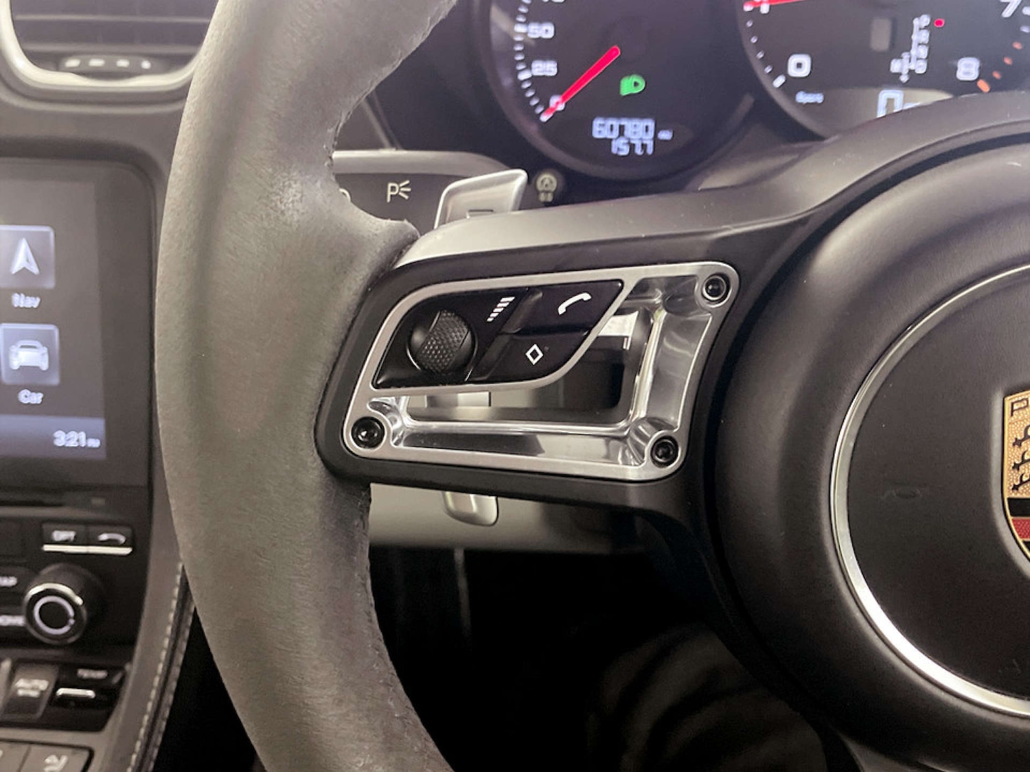 Used Porsche Cayman 2018 for sale - 77437479: Photo 17