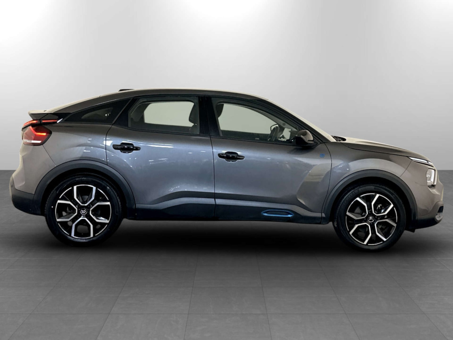 Used Citroen e-C4 2022 for sale - 77185829: Photo 11