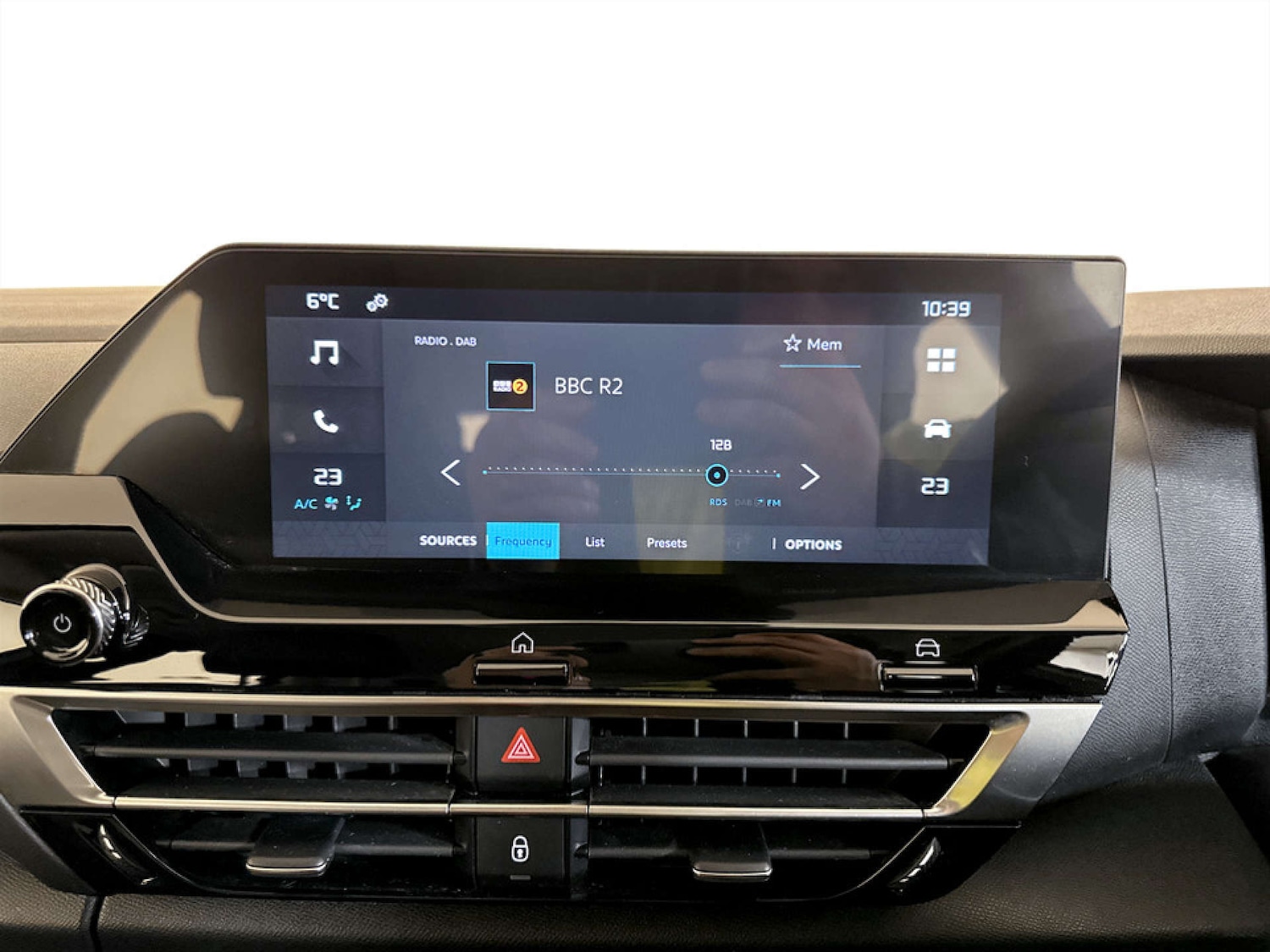 Used Citroen e-C4 2022 for sale - 77185829: Photo 22