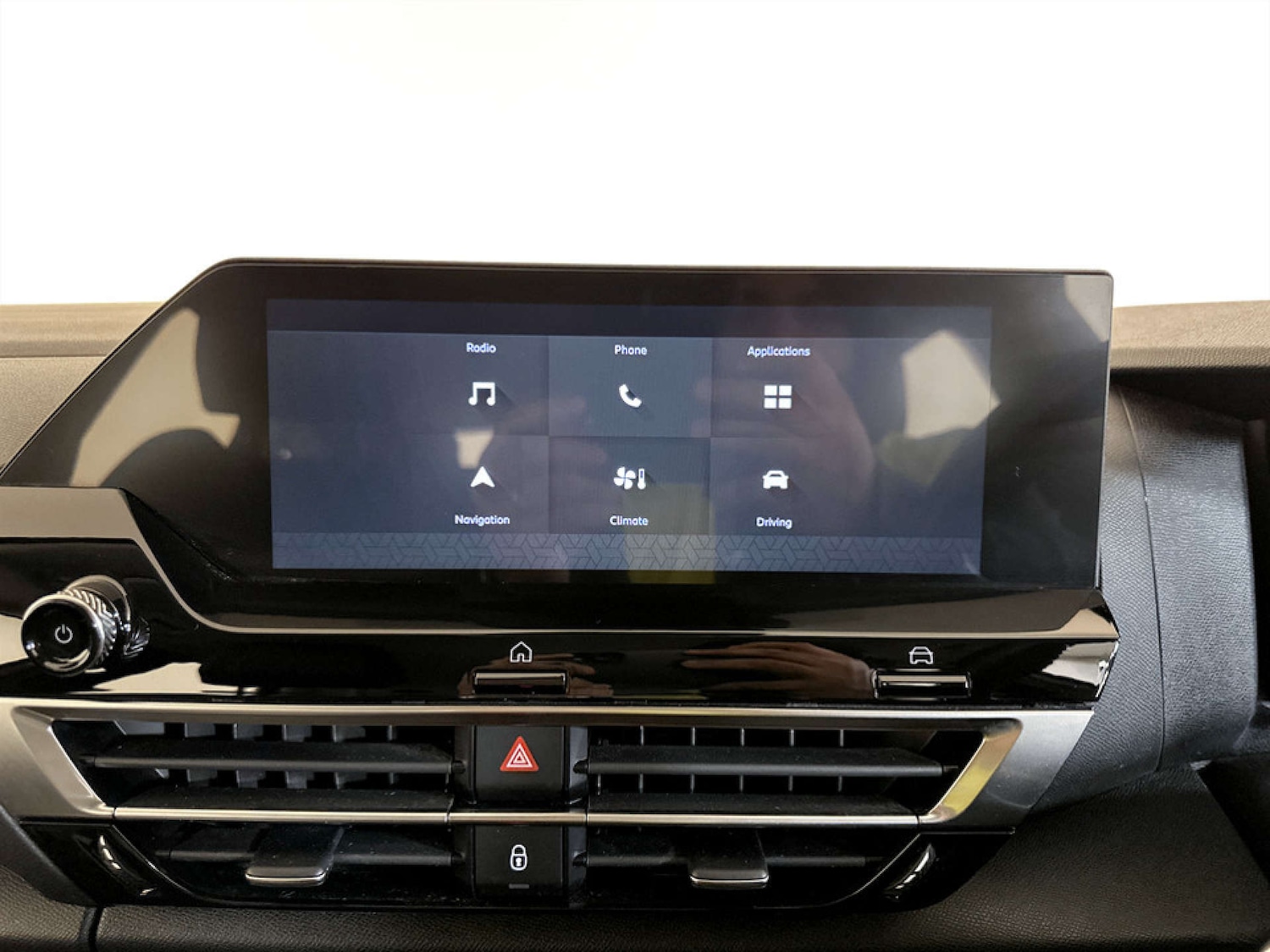 Used Citroen e-C4 2022 for sale - 77185829: Photo 23