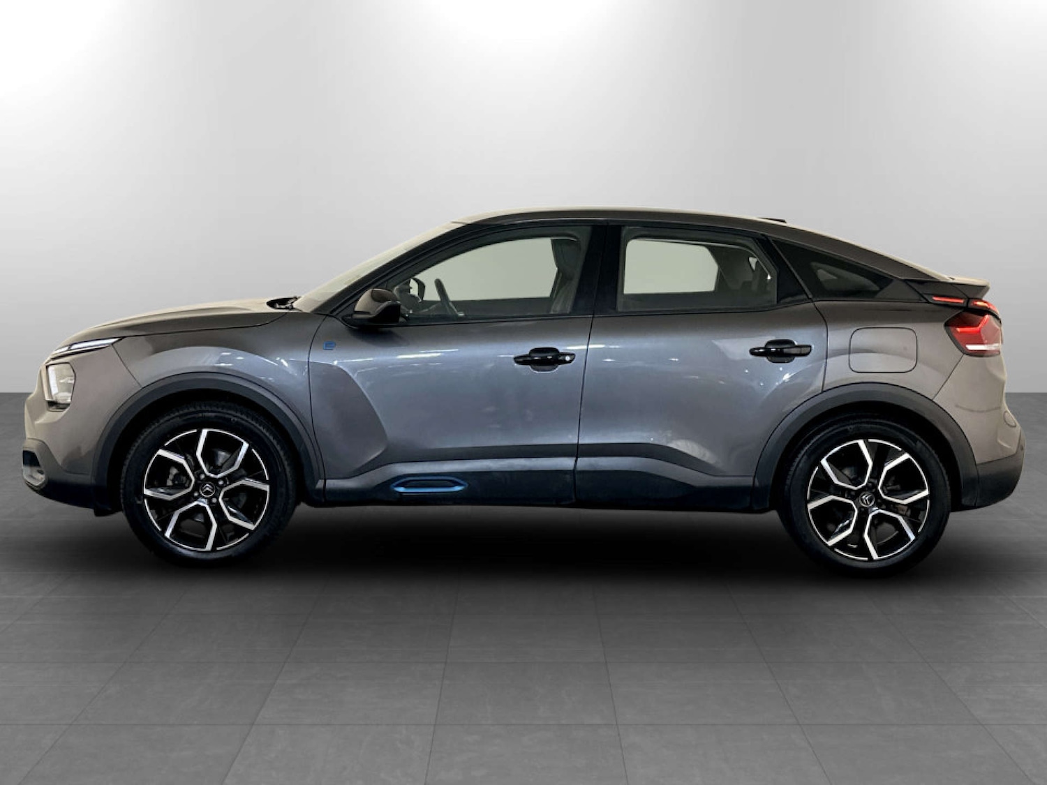 Used Citroen e-C4 2022 for sale - 77185829: Photo 7