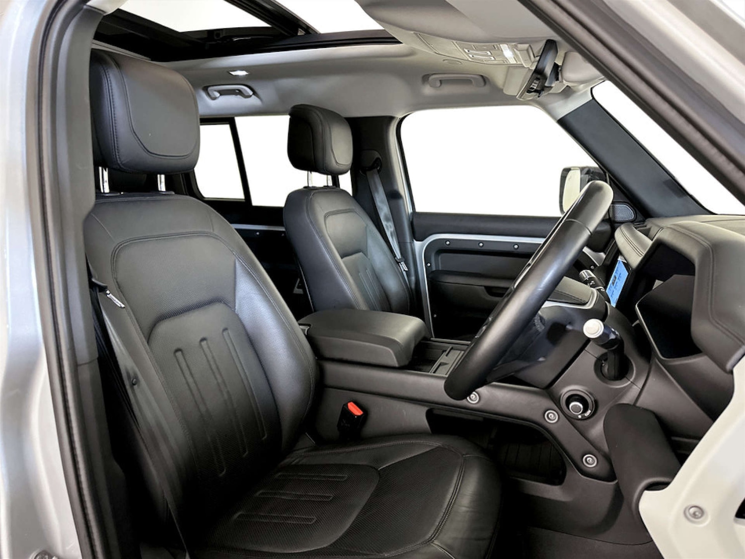 Used Land Rover Defender 2020 for sale - 77342223: Photo 12