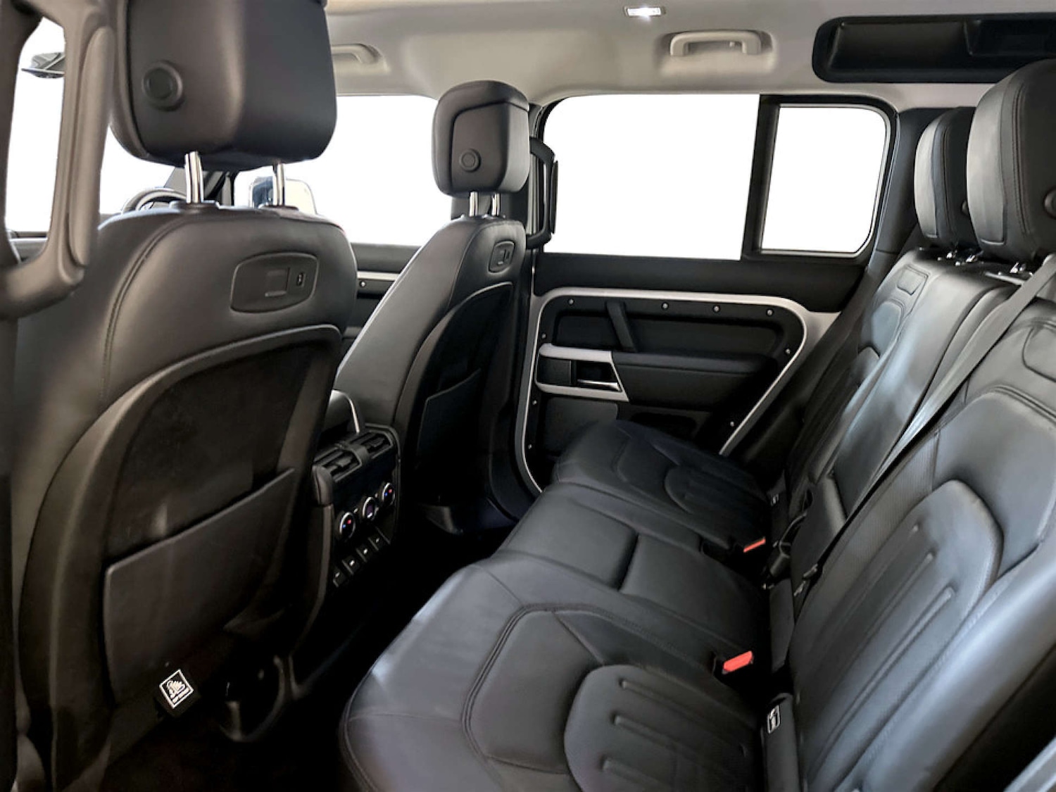 Used Land Rover Defender 2020 for sale - 77342223: Photo 14