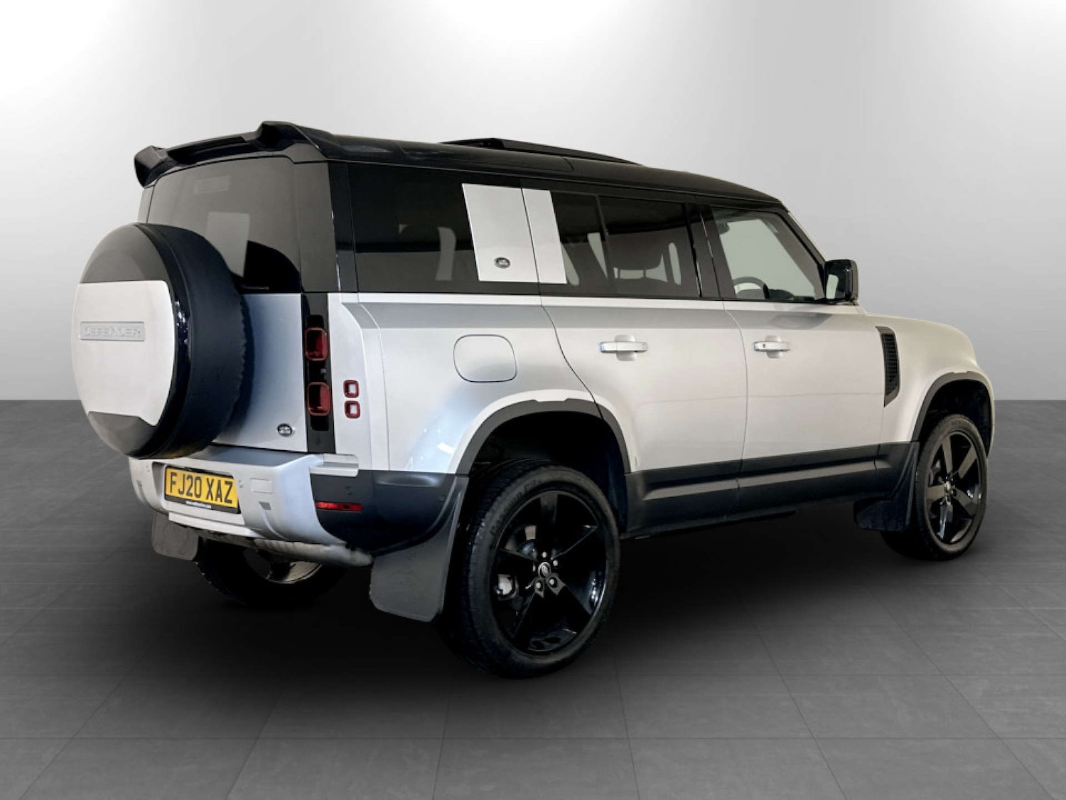 Used Land Rover Defender 2020 for sale - 77342223: Photo 9