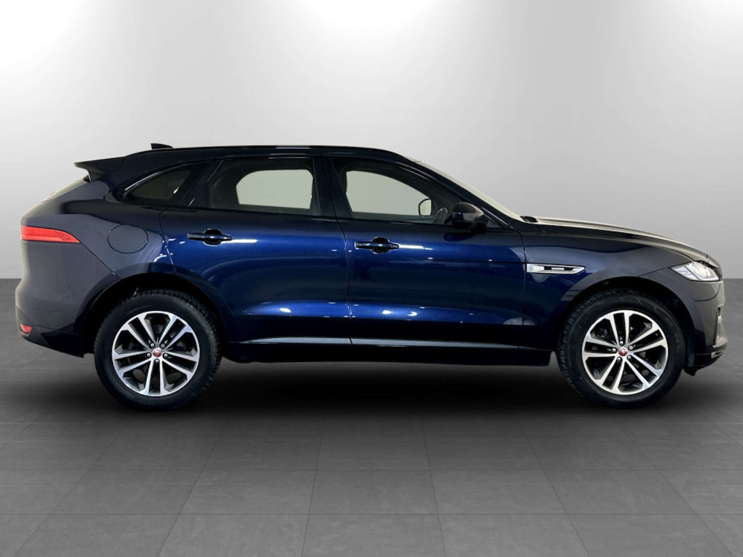 Used Jaguar F-Pace 2018 for sale - 77758651: Photo 11