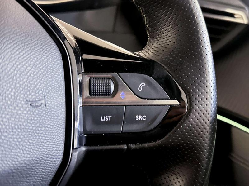 Used Peugeot 2008 2021 for sale - 76972018: Photo 19