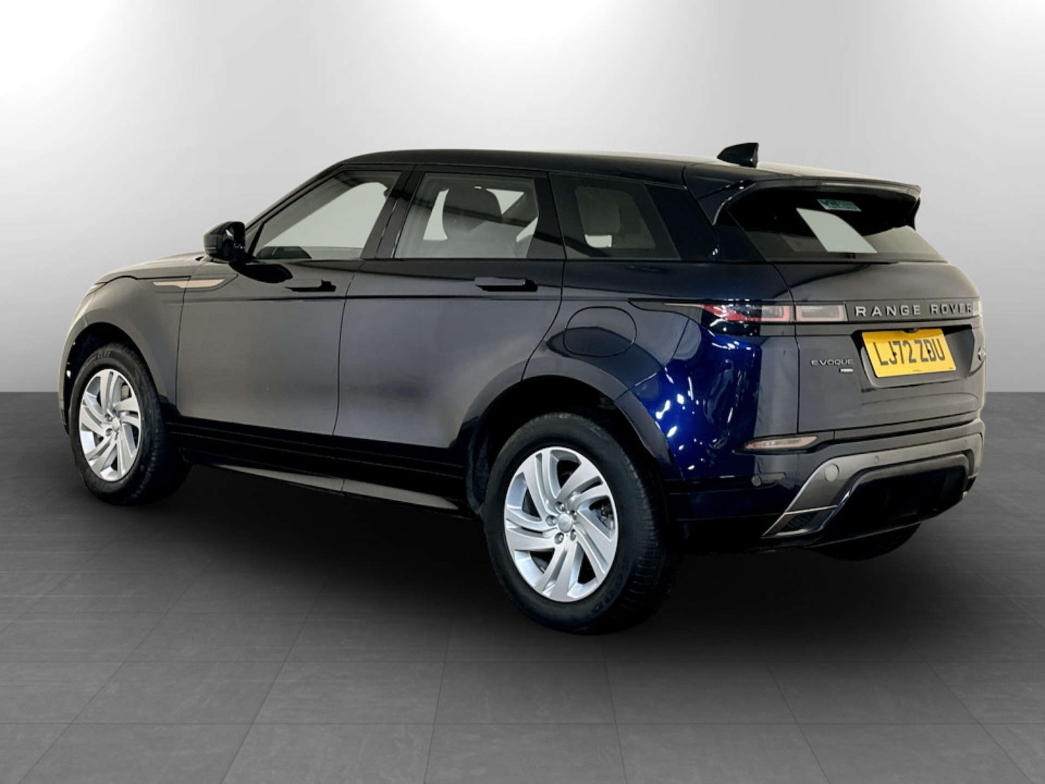 Used Land Rover Range Rover Evoque 2023 for sale - 77185769: Photo 8
