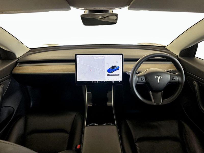 Used Tesla Model 3 2020 for sale - 76329703: Photo 3