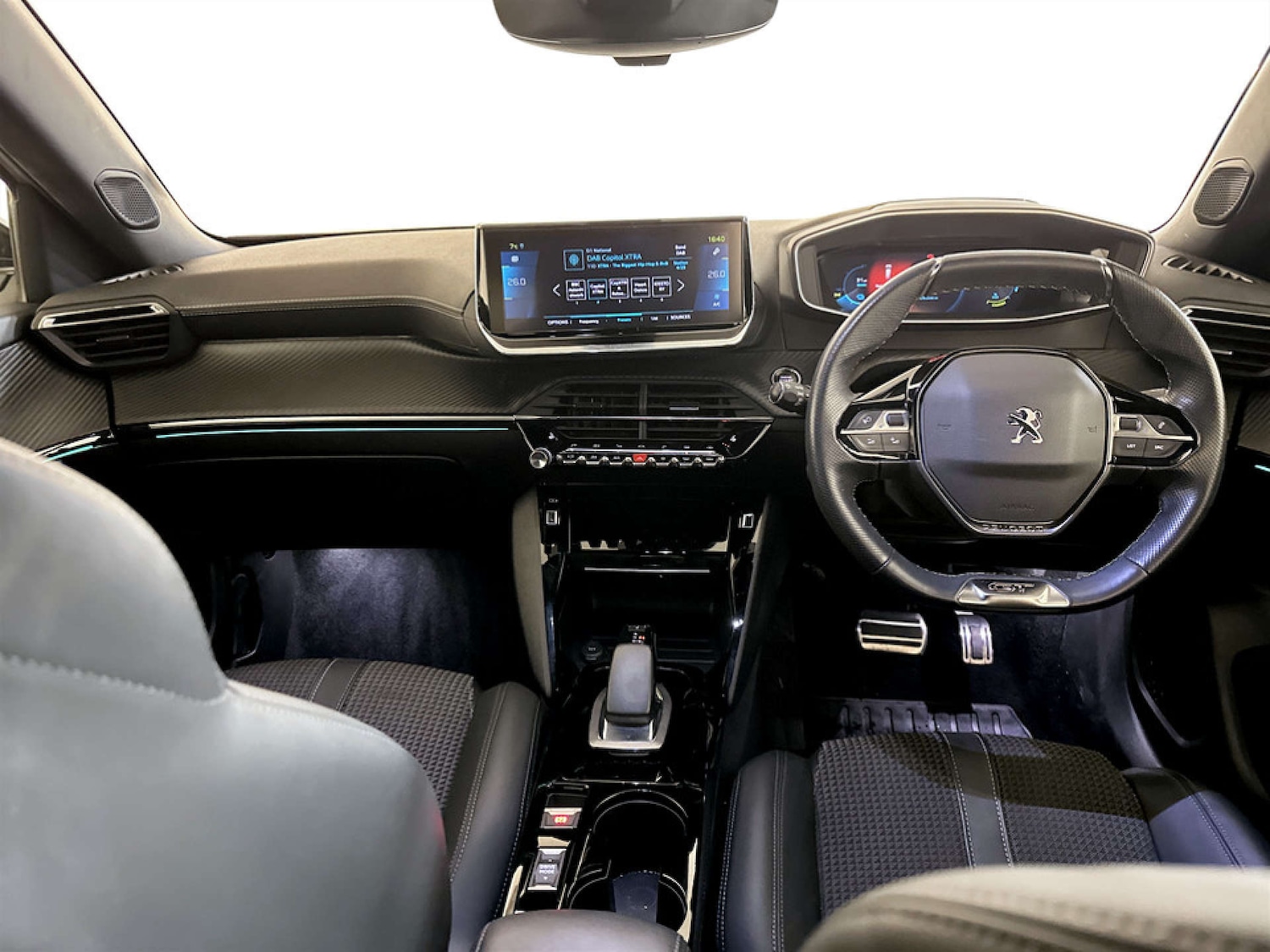 Used Peugeot E-2008 2021 for sale - 77571356: Photo 3