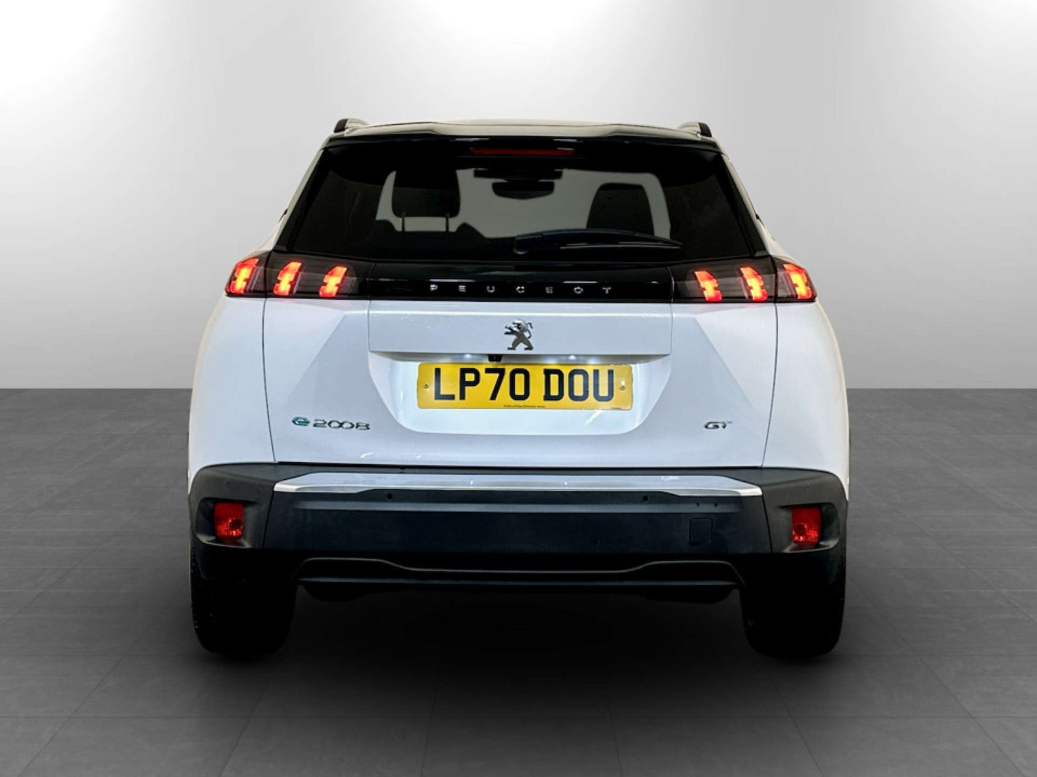 Used Peugeot E-2008 2021 for sale - 77571356: Photo 9