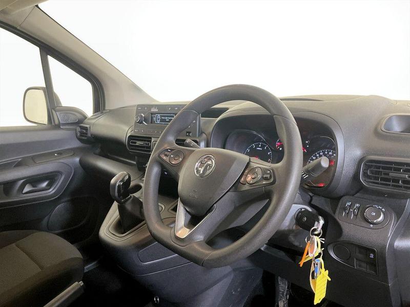 Used Vauxhall Combo 2020 for sale - 76631304: Photo 3
