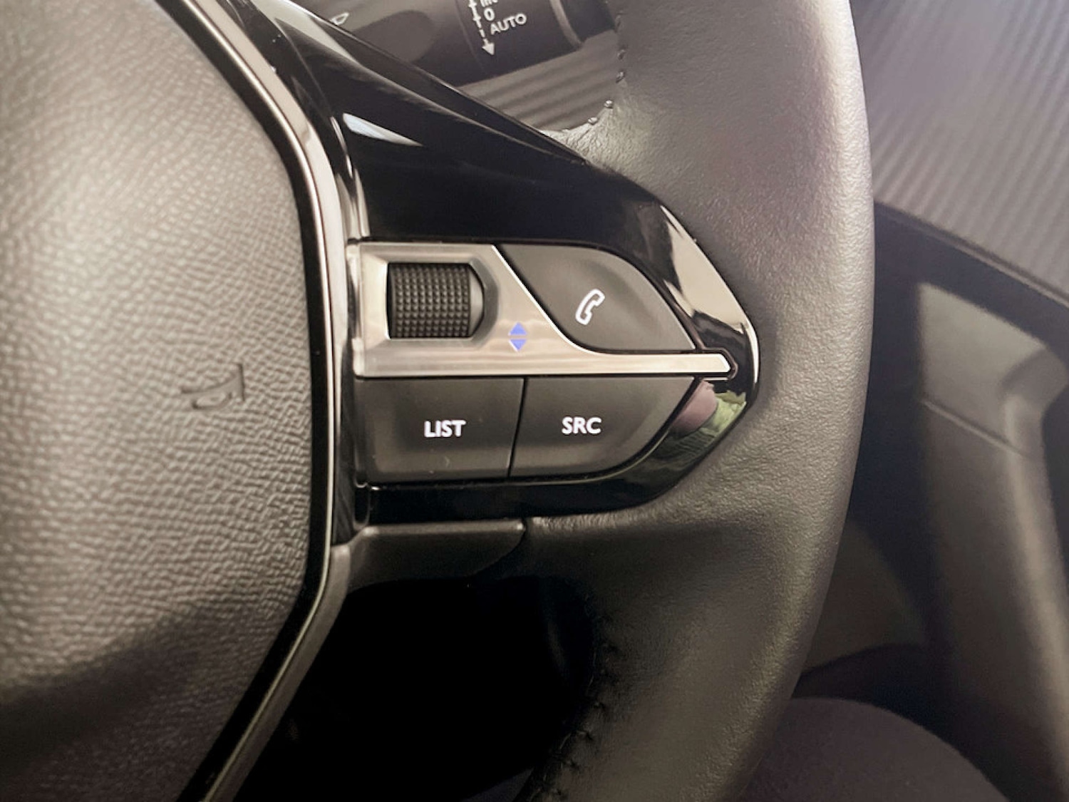 Used Peugeot 2008 2023 for sale - 77681185: Photo 20