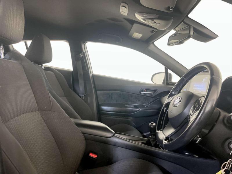 Used Toyota C-HR 2017 for sale - 76797184: Photo 13