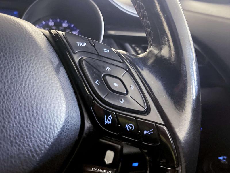 Used Toyota C-HR 2017 for sale - 76797184: Photo 19