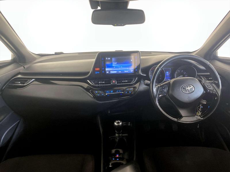 Used Toyota C-HR 2017 for sale - 76797184: Photo 3