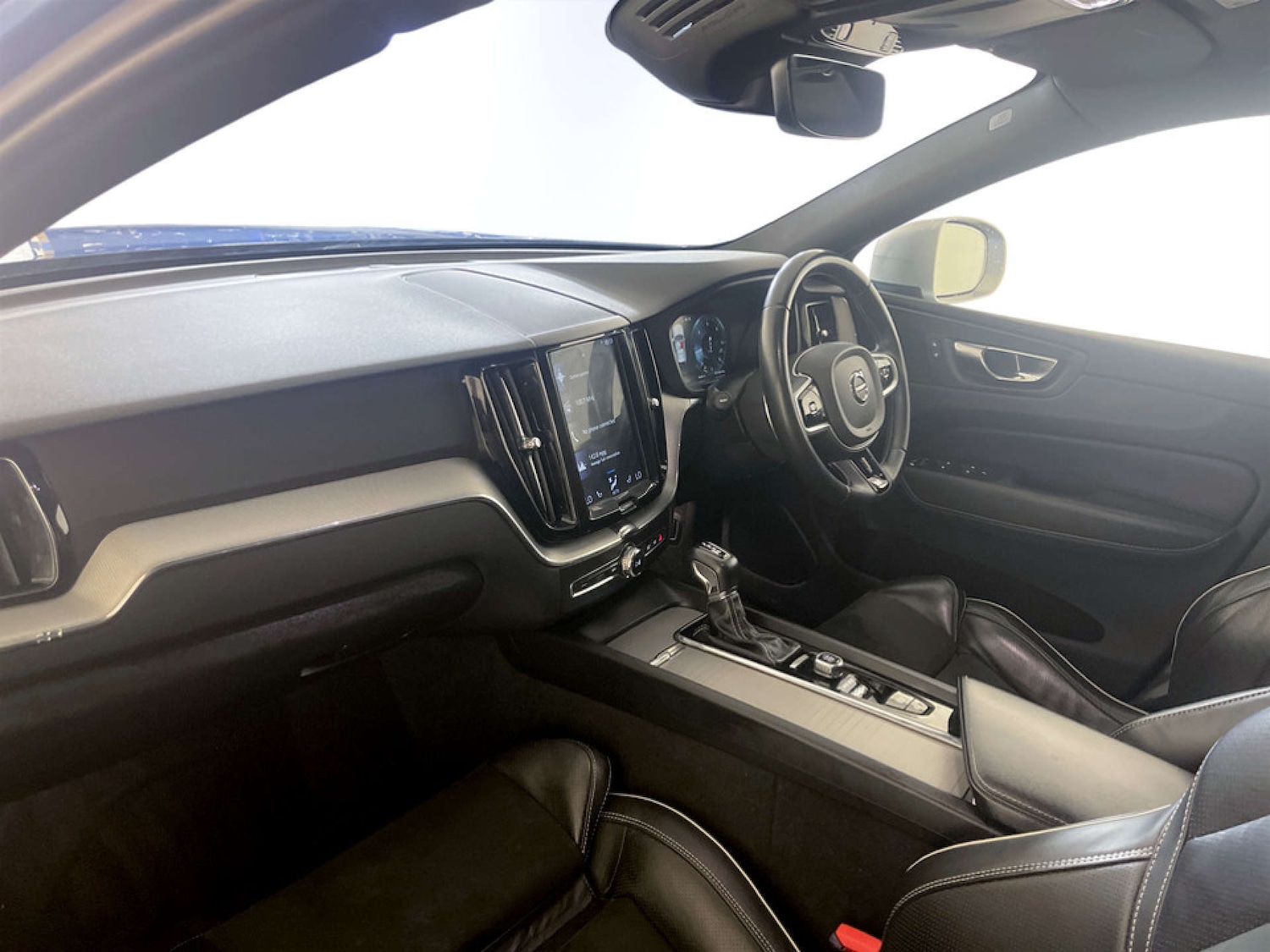 Used Volvo XC60 2019 for sale - 77186118: Photo 12