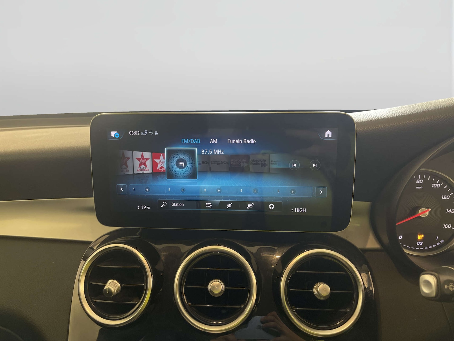 Used Mercedes-Benz GLC 2019 for sale - 78026391: Photo 24